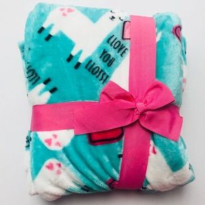 HD Designs Holiday Throw - Llama - llove you llots